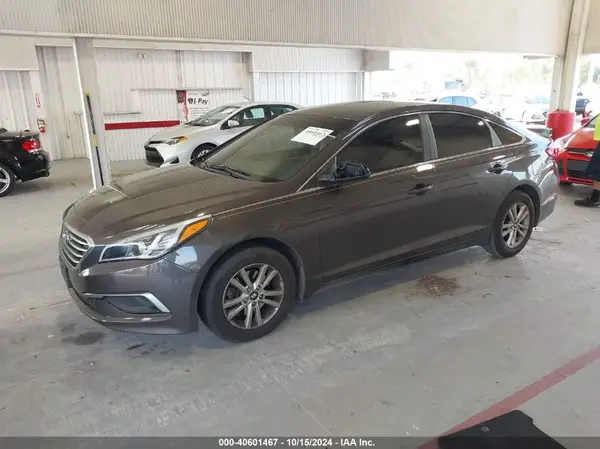 5NPE24AF5HH500633 2017 HYUNDAI SONATA - Image 2