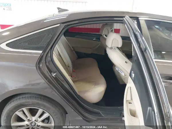 5NPE24AF5HH500633 2017 HYUNDAI SONATA - Image 8