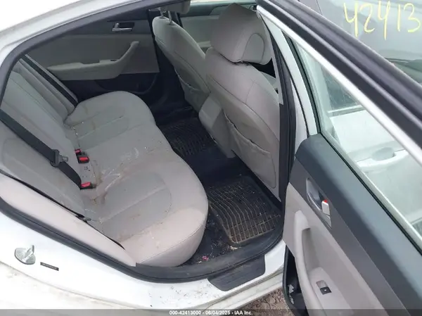 5NPE24AF5HH503290 2017 HYUNDAI SONATA - Image 8