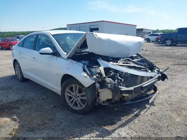 5NPE24AF5HH504598 2017 HYUNDAI SONATA - Image 1