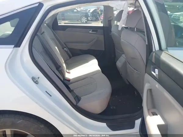 5NPE24AF5HH504598 2017 HYUNDAI SONATA - Image 8