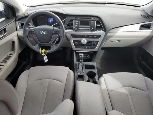 5NPE24AF5HH504777 2017 HYUNDAI SONATA - Image 8