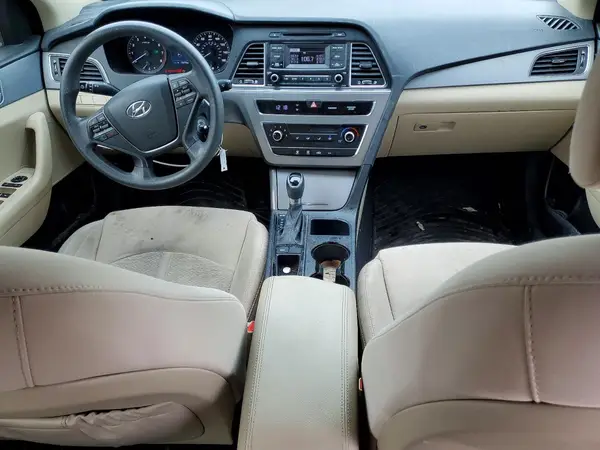 5NPE24AF5HH505816 2017 HYUNDAI SONATA - Image 8