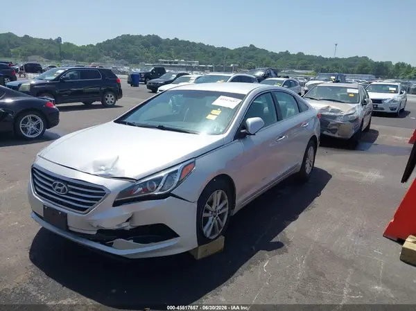 5NPE24AF5HH506349 2017 HYUNDAI SONATA - Image 2