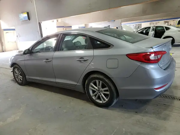 5NPE24AF5HH506481 2017 HYUNDAI SONATA - Image 2