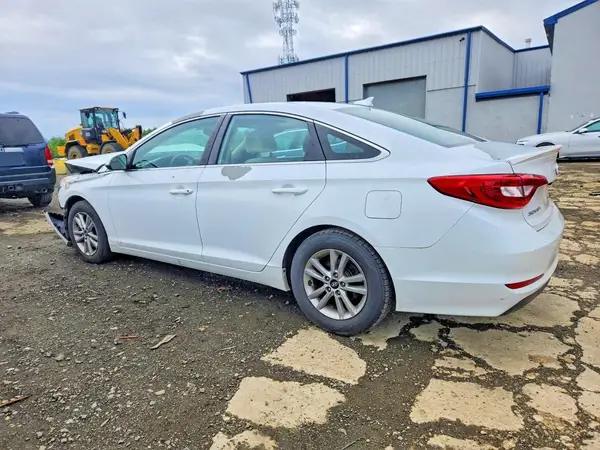 5NPE24AF5HH506769 2017 HYUNDAI SONATA - Image 2