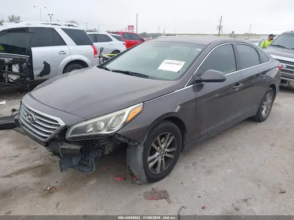 5NPE24AF5HH514452 2017 HYUNDAI SONATA - Image 2