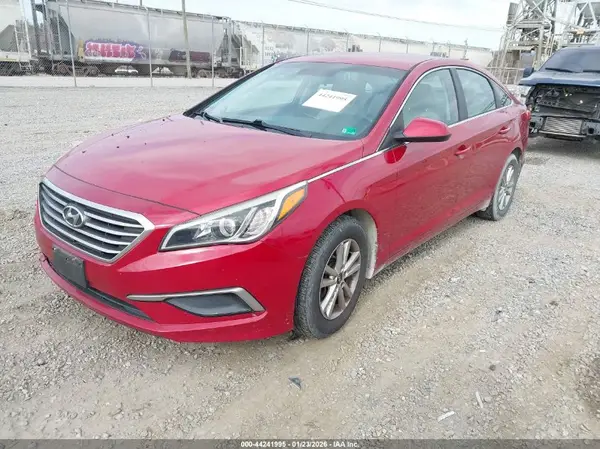 5NPE24AF5HH514693 2017 HYUNDAI SONATA - Image 2