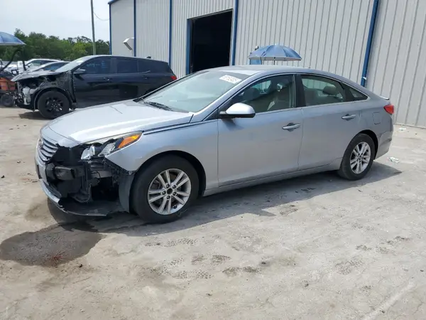 5NPE24AF5HH514824 2017 HYUNDAI SONATA - Image 1