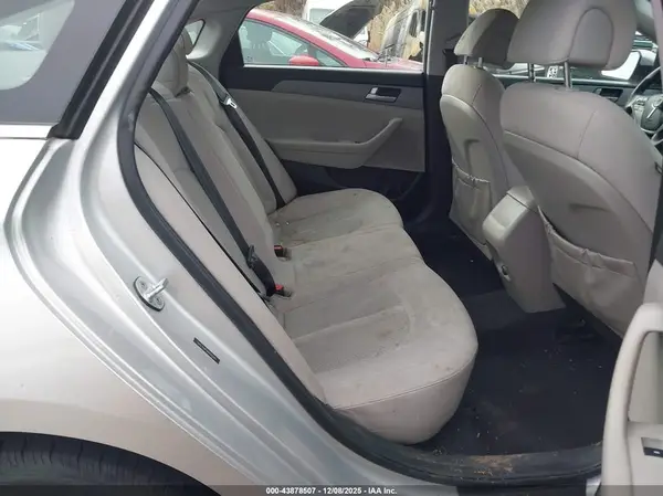 5NPE24AF5HH516265 2017 HYUNDAI SONATA - Image 8