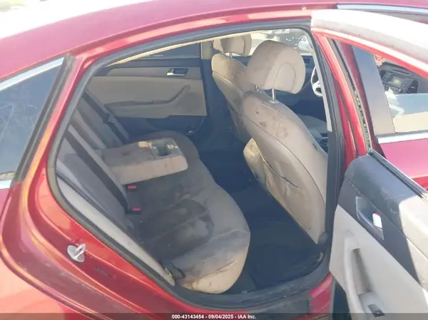 5NPE24AF5HH516315 2017 HYUNDAI SONATA - Image 8