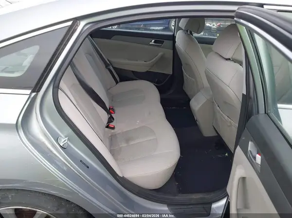 5NPE24AF5HH516427 2017 HYUNDAI SONATA - Image 8