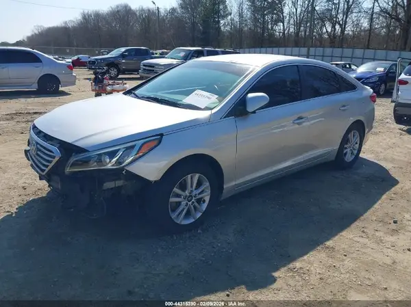 5NPE24AF5HH516508 2017 HYUNDAI SONATA - Image 2