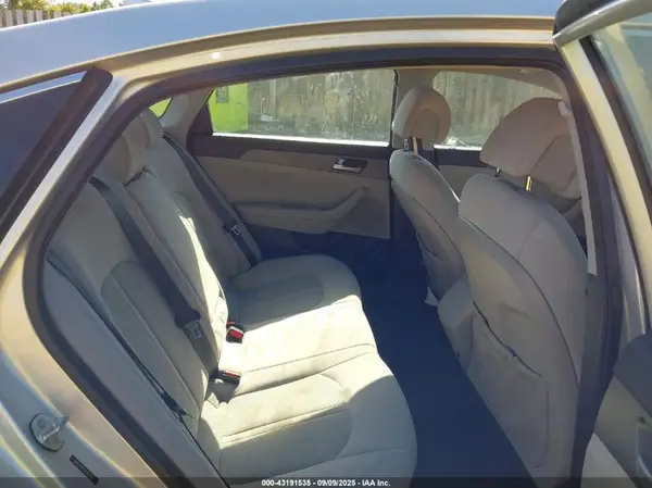 5NPE24AF5HH517531 2017 HYUNDAI SONATA - Image 8