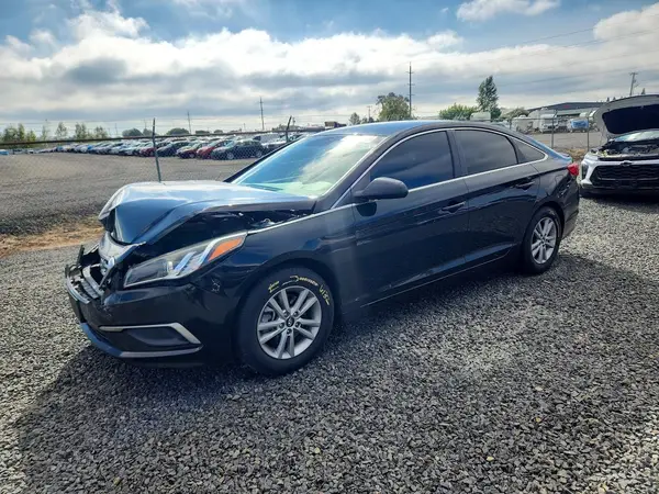5NPE24AF5HH518159 2017 HYUNDAI SONATA - Image 1