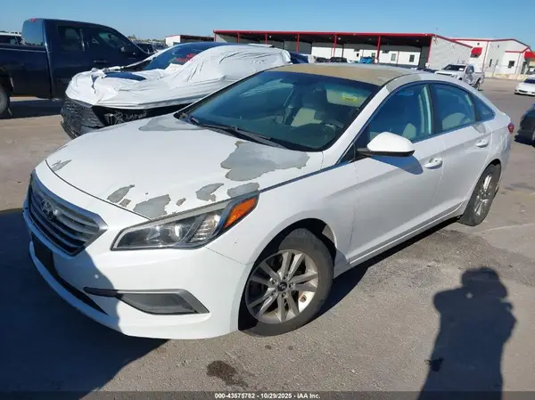 5NPE24AF5HH522387 2017 HYUNDAI SONATA - Image 2