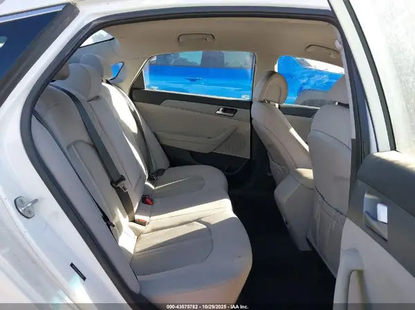 5NPE24AF5HH522387 2017 HYUNDAI SONATA - Image 8
