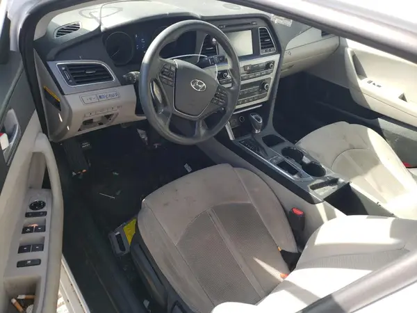 5NPE24AF5HH524060 2017 HYUNDAI SONATA - Image 8