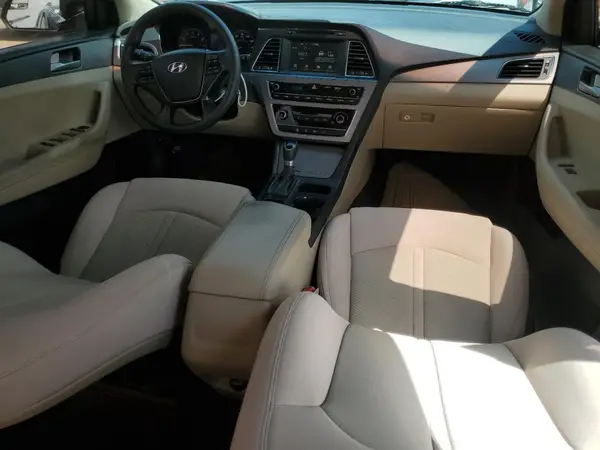 5NPE24AF5HH525211 2017 HYUNDAI SONATA - Image 8