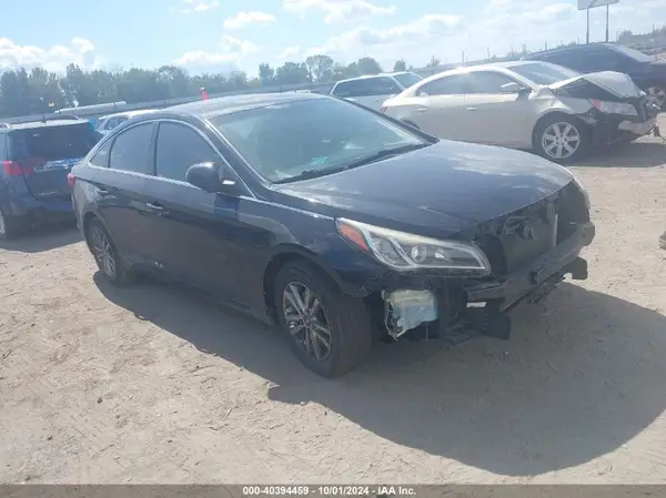 5NPE24AF5HH527850 2017 HYUNDAI SONATA - Image 1