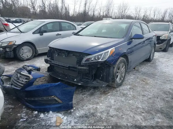 5NPE24AF5HH528240 2017 HYUNDAI SONATA - Image 2