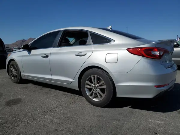 5NPE24AF5HH528660 2017 HYUNDAI SONATA - Image 2