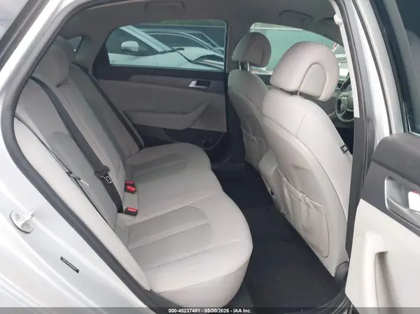 5NPE24AF5HH529131 2017 HYUNDAI SONATA - Image 8