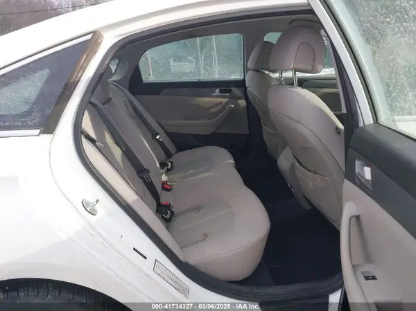 5NPE24AF5HH529517 2017 HYUNDAI SONATA - Image 8