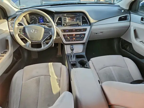 5NPE24AF5HH529615 2017 HYUNDAI SONATA - Image 8