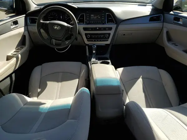 5NPE24AF5HH532093 2017 HYUNDAI SONATA - Image 8