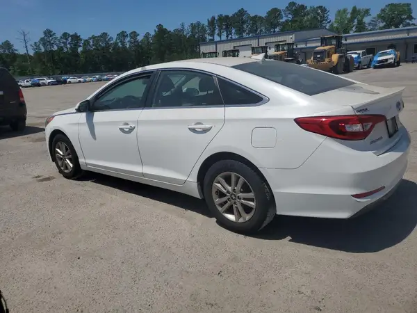 5NPE24AF5HH535947 2017 HYUNDAI SONATA - Image 2