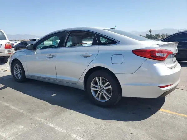 5NPE24AF5HH536869 2017 HYUNDAI SONATA - Image 2