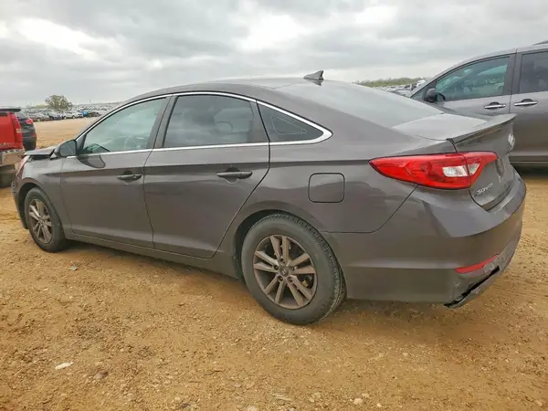 5NPE24AF5HH537598 2017 HYUNDAI SONATA - Image 2