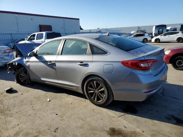 5NPE24AF5HH540758 2017 HYUNDAI SONATA - Image 2