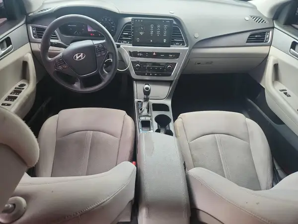 5NPE24AF5HH541828 2017 HYUNDAI SONATA - Image 8