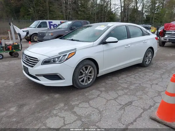 5NPE24AF5HH543160 2017 HYUNDAI SONATA - Image 2
