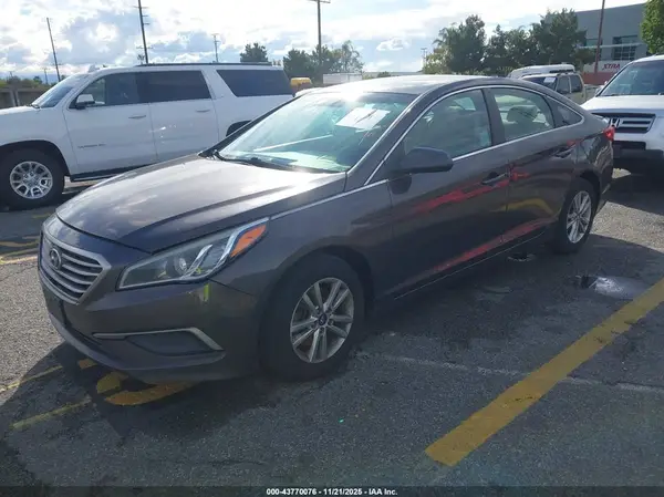 5NPE24AF5HH544602 2017 HYUNDAI SONATA - Image 2