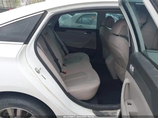 5NPE24AF5HH544941 2017 HYUNDAI SONATA - Image 8
