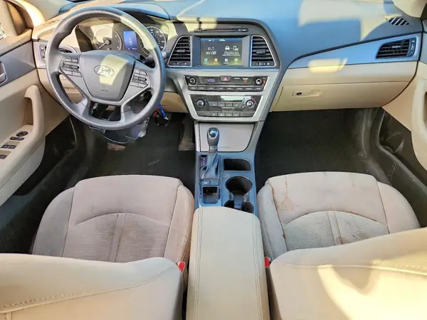 5NPE24AF5HH545703 2017 HYUNDAI SONATA - Image 8