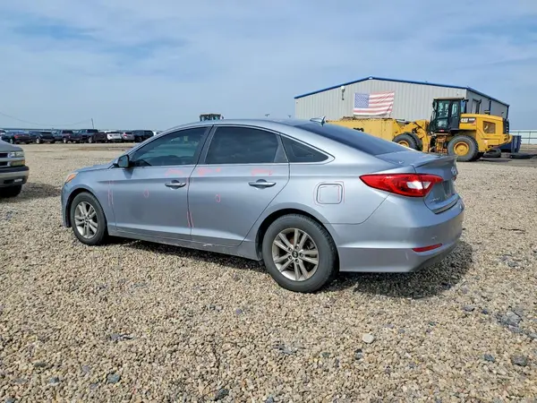 5NPE24AF5HH547869 2017 HYUNDAI SONATA - Image 2