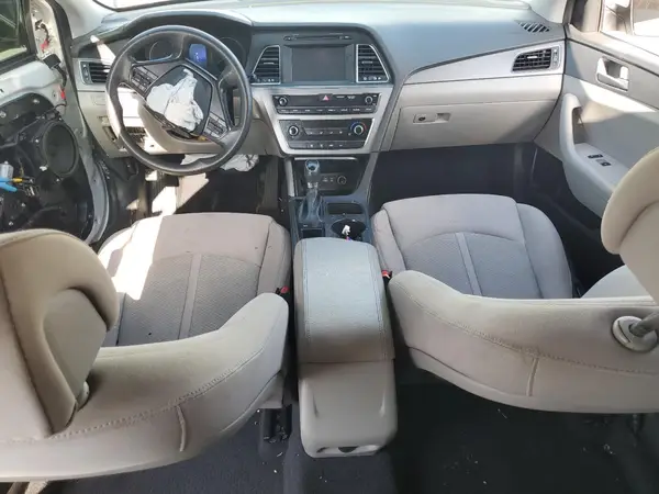 5NPE24AF5HH552005 2017 HYUNDAI SONATA - Image 8