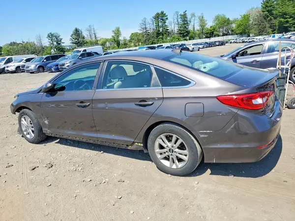 5NPE24AF5HH555731 2017 HYUNDAI SONATA - Image 2