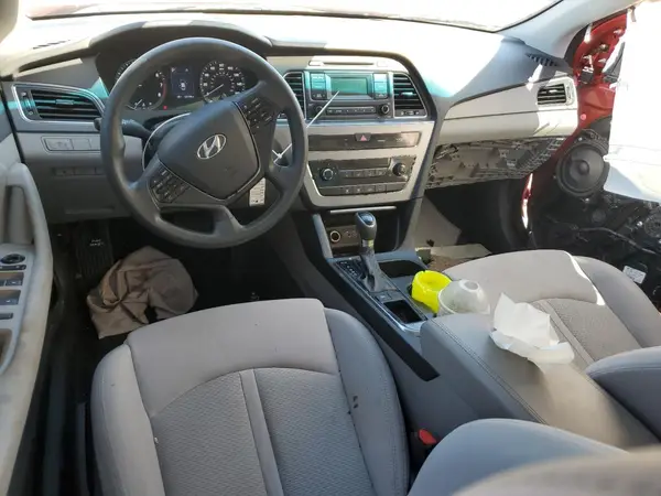5NPE24AF5HH555860 2017 HYUNDAI SONATA - Image 8