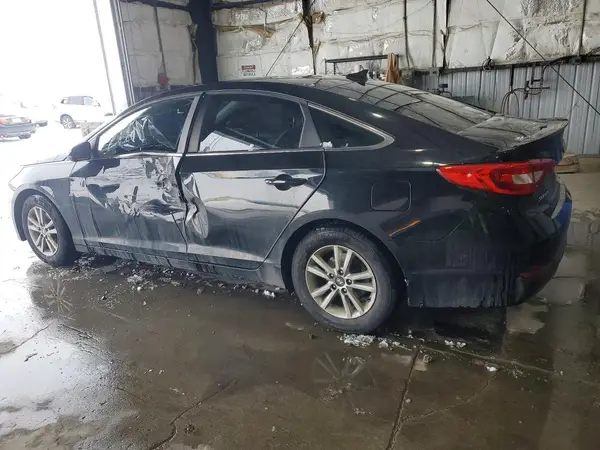 5NPE24AF5HH555941 2017 HYUNDAI SONATA - Image 2