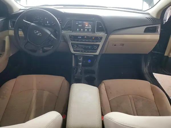 5NPE24AF5HH555941 2017 HYUNDAI SONATA - Image 8