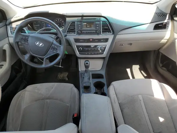 5NPE24AF5HH556426 2017 HYUNDAI SONATA - Image 8