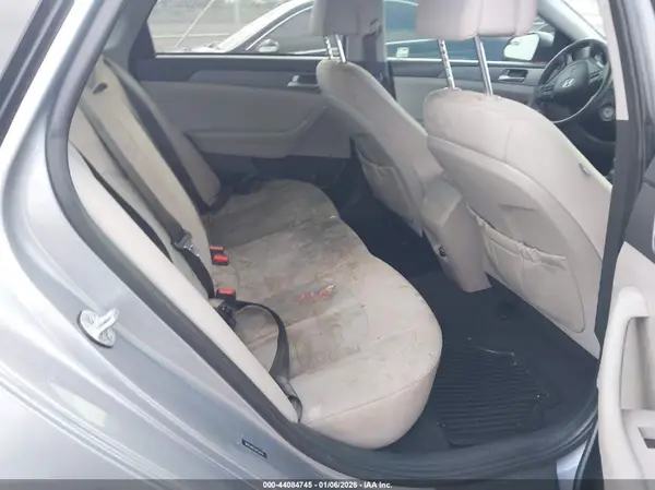 5NPE24AF5HH556491 2017 HYUNDAI SONATA - Image 8