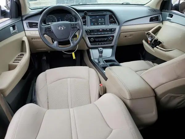 5NPE24AF5HH559570 2017 HYUNDAI SONATA - Image 8