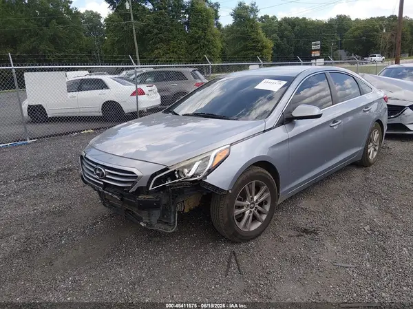 5NPE24AF5HH560735 2017 HYUNDAI SONATA - Image 2