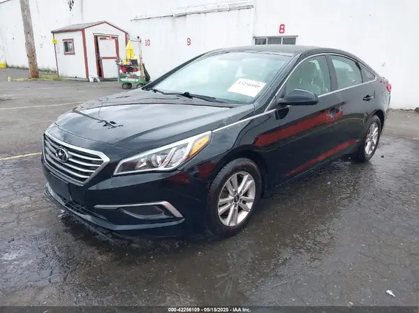 5NPE24AF5HH562503 2017 HYUNDAI SONATA - Image 2
